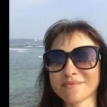 Julia, 46