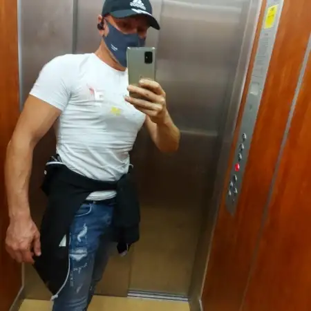 Nikita, 44Тель Авив, Израиль 