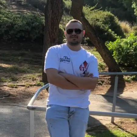 Oleg, 36Петах Тиква, Израиль