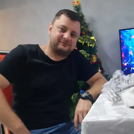 Марк, 42