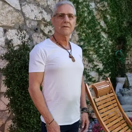 צביקה, 78 Петах Тиква, Израиль