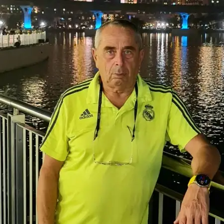 Леонид, 76 Наария, Израиль