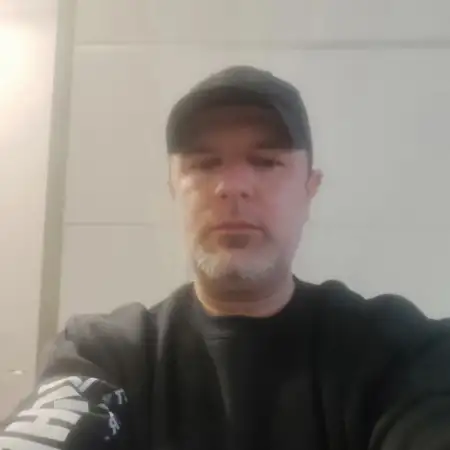 Александр, 48Петах Тиква, Израиль