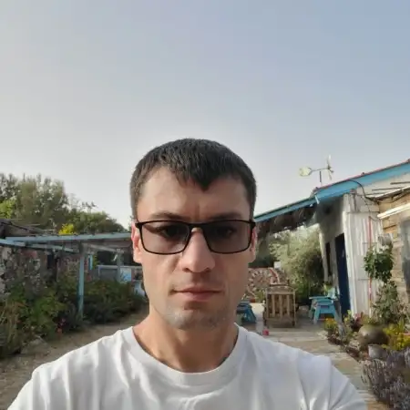 Oleg, 40Петах Тиква, Израиль 