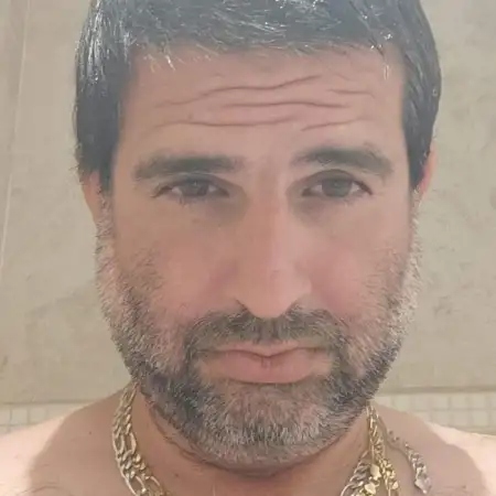 Izhak, 41 Петах Тиква, Израиль