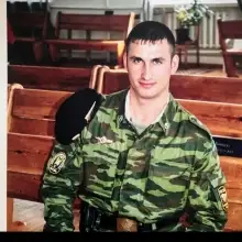Фото Тим 2 Служил в армии.