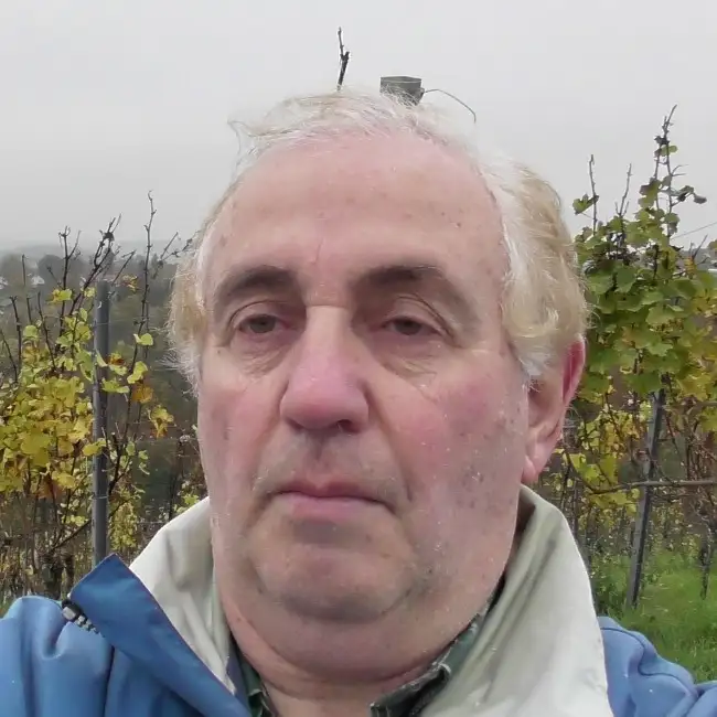 Mikhail, 70