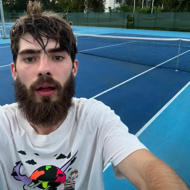 Yurii, 28, Киев, Украина