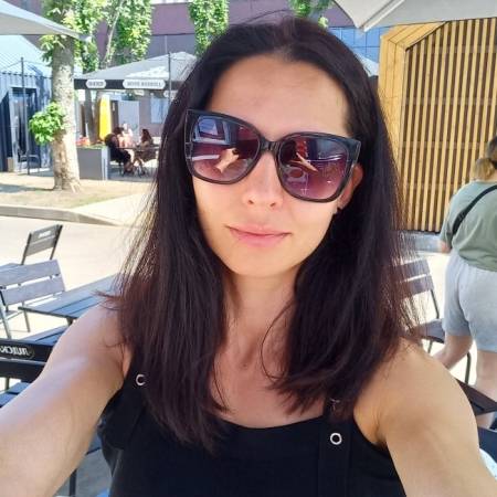 Полина, 35 лет Беларусь хочет встретить на сайте знакомств  Мужчину 