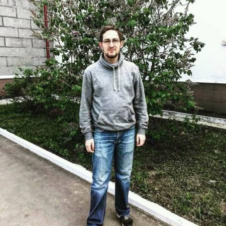 Илья,  28 лет Россия, Москва,  хочет встретить на сайте знакомств  Женщину 