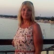 Irina, 59 лет  хочет встретить на сайте знакомств   