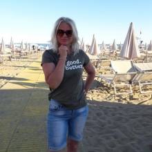 Marina, 53 года Германия  ищет для знакомства  