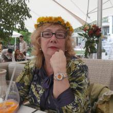 лара, 64 года Украина хочет встретить на сайте знакомств   