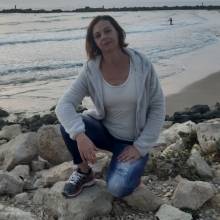 Luda, 44года Израиль, Хайфа хочет встретить на сайте знакомств Мужчину 