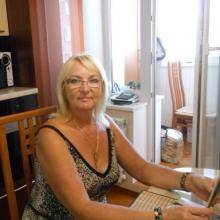 Вера, 66 лет Украина хочет встретить на сайте знакомств   
